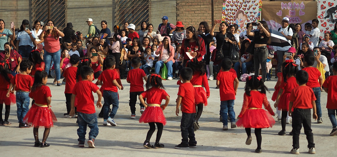 Muttertag in Mariátegui