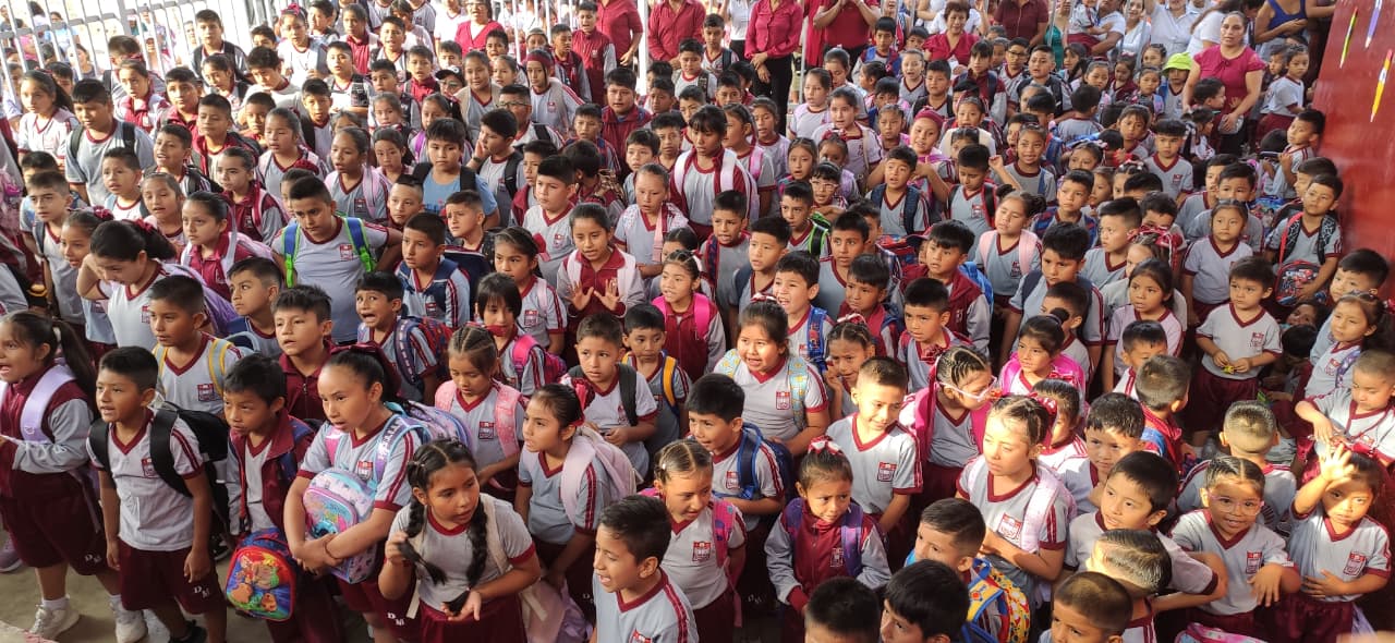 Erster Schultag am 9. März 2026: Schulkinder